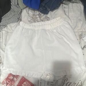 High Waist White Elastic Shorts